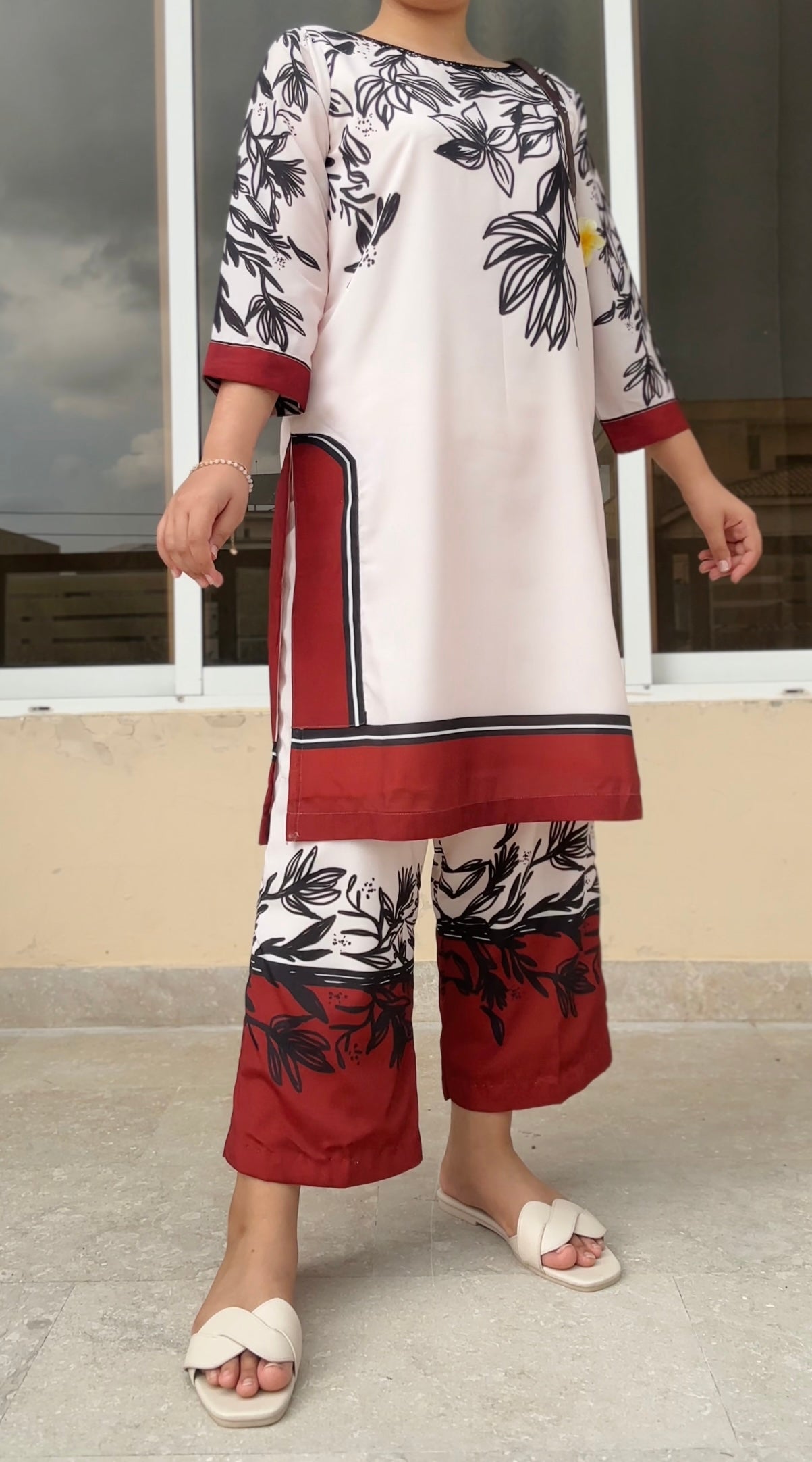 Crimson Bloom Swiss Lawn Set