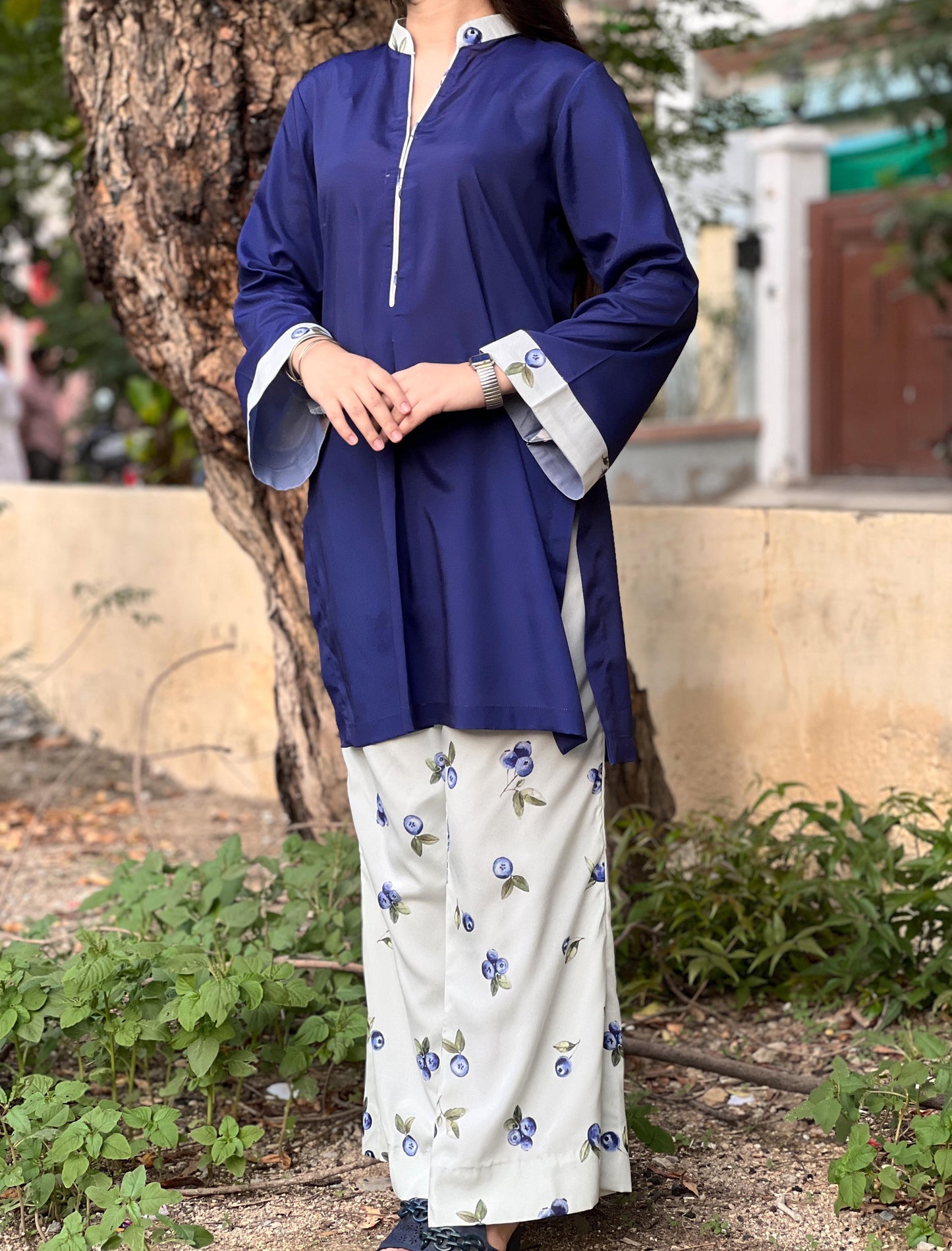 Midnight Sapphire & Ivory Bloom Set
